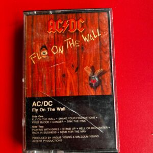 Ac Dc - Fly on the Wall - k7 USA