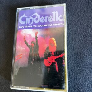 Cinderella - Live Train HeartBreak Station - k7 Tailândia